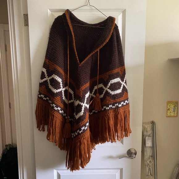 Vintage Poncho - Picture 1 of 5